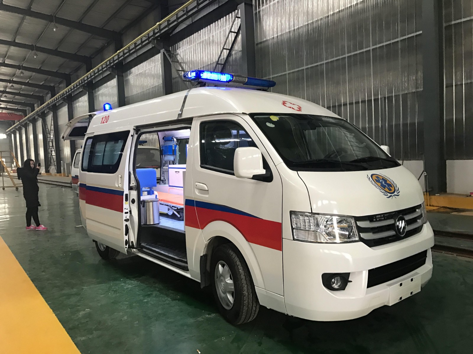 临泉县救护车转院